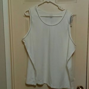 LIZZ & Me White Tank Top